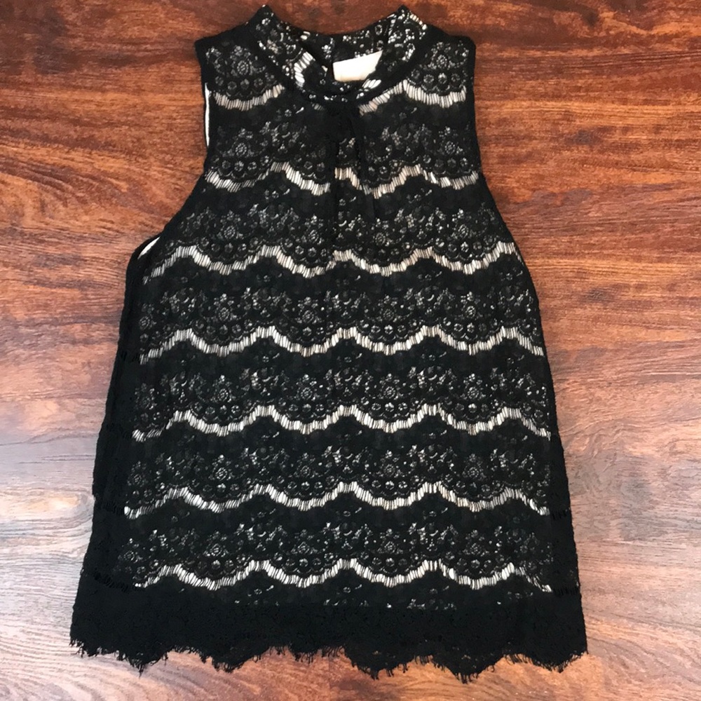 Lace mock neck tank with scalloped trim